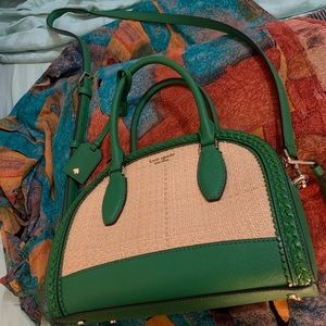 Kate spade crossbody Dome shaped purse. In green.